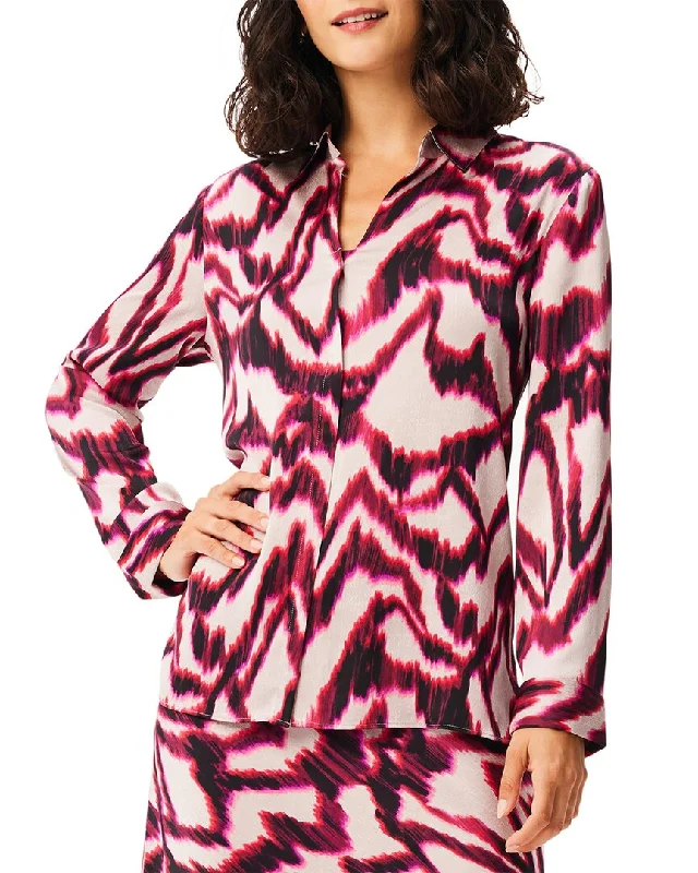 NIC+ZOE Blurred Ikat Shirt Graceful Movement