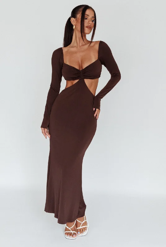 Vienna Long Sleeve Cut-Out Waist Maxi Dress Chocolate Seize Bargains