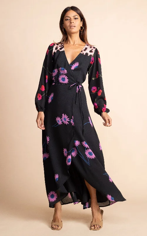 Jagger Maxi Wrap Dress in Pink Daisy on Black Mix Hollywood Glam Award - Show Style