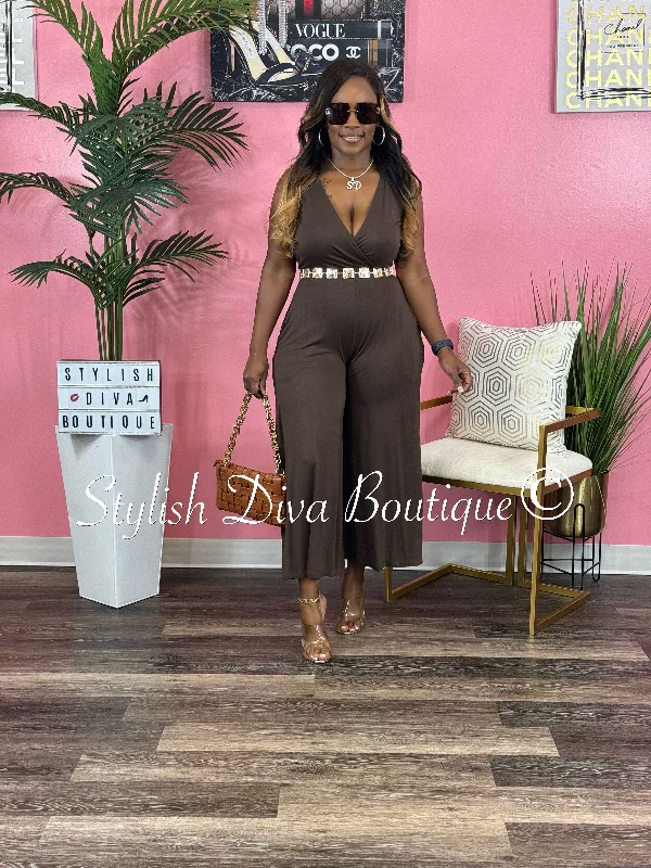 Cyndi Sleeveless Capri Jumpsuit (Brown) Special Offers, Don't Miss