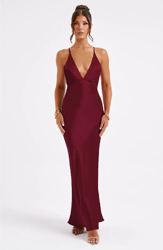 Anja Maxi Dress - Burgundy Trendy Urban Attire