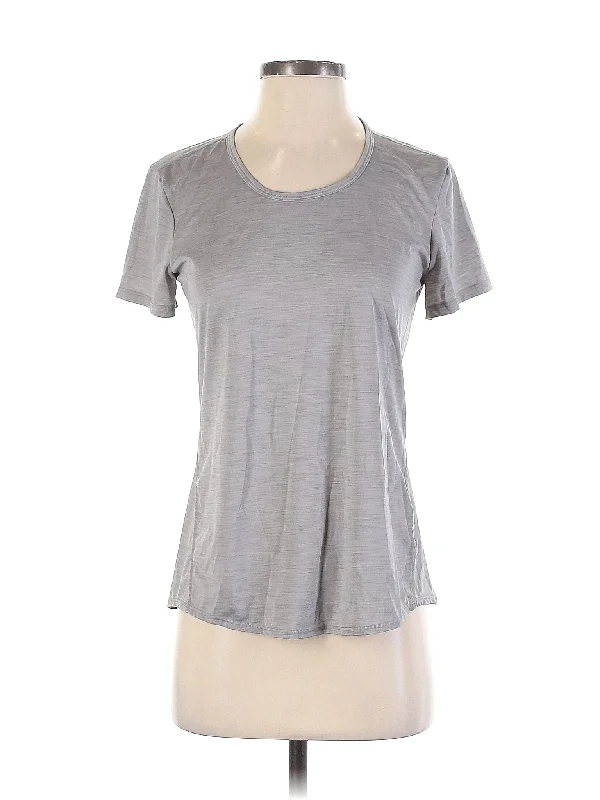 Active T Shirt Effortless Chic Apparel