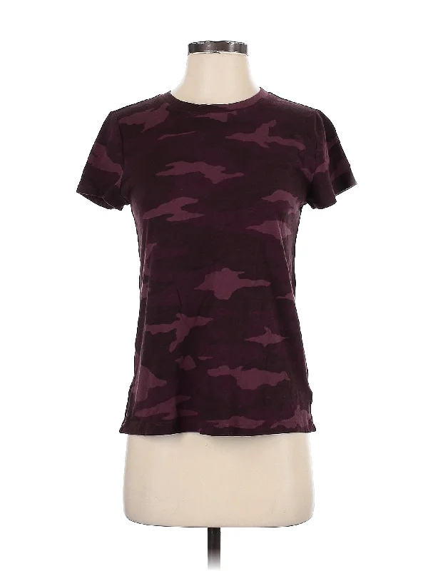 Active T Shirt Elegant Attire For The Modern Lady