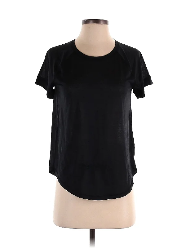 Active T Shirt Chic Sophistication