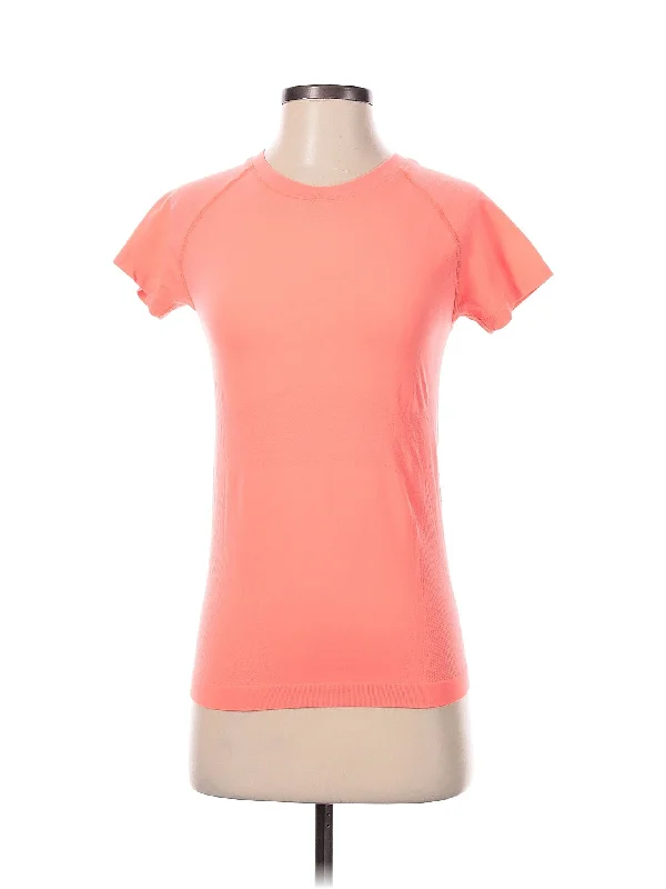 Active T Shirt Parisian Effortless Chic Style