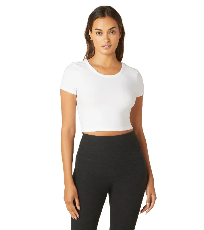 Beyond Yoga Featherweight Perspective Cropped Tee Cloud White Evening Elegance