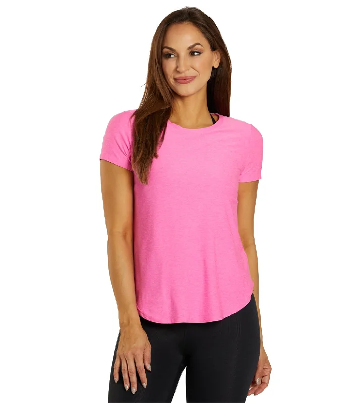 Beyond Yoga Featherweight Spacedye On the Down Low Yoga Tee Pink Hype Heather Casual Fashion