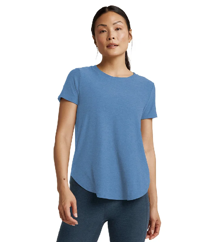 Beyond Yoga Featherweight Spacedye On the Down Low Yoga Tee Sky Blue Heather Seasonal Sale