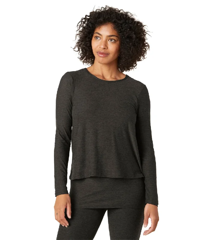 Beyond Yoga Featherweight Under Wraps Nursing Overlap Long Sleeve Tee Darkest Night Don't Miss Out