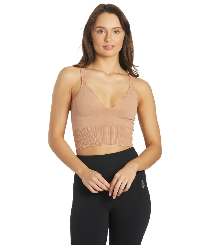 Free People Movement Good Karma Crop Yoga Top Desert Dune Spring Fashion