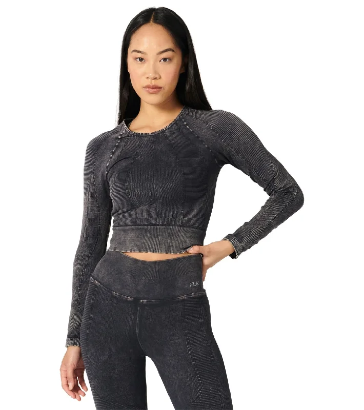 NUX One By One Long Sleeve Black Wash Hot Trends