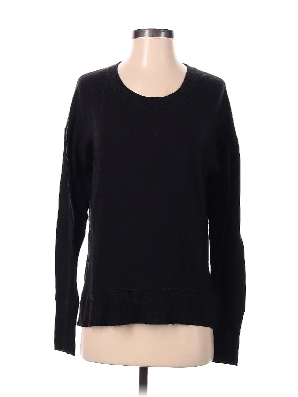 Pullover Sweater Bold Silhouette