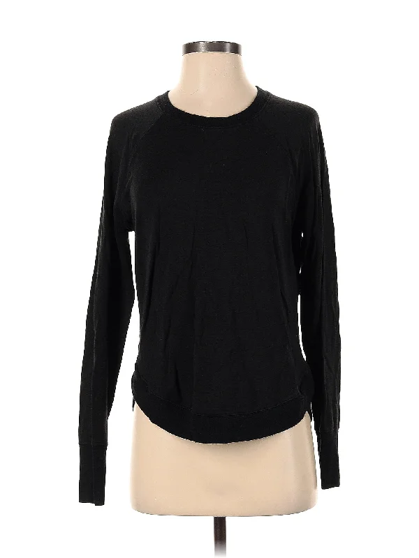 Pullover Sweater Graceful Movement