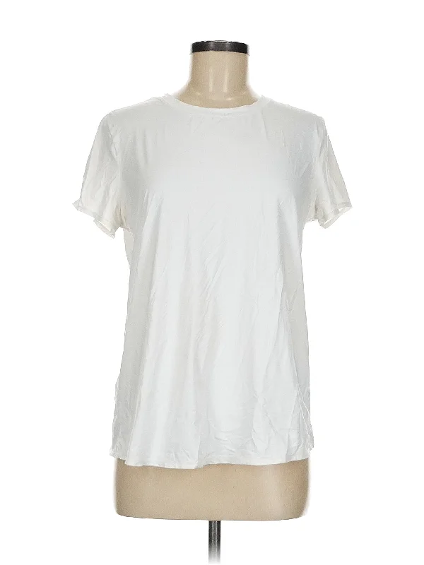 Short Sleeve T Shirt Trend Setting Wardrobe