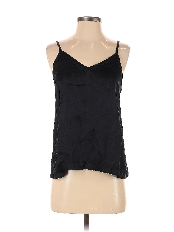 Sleeveless Blouse Now On Sale For Chic Urban Styles