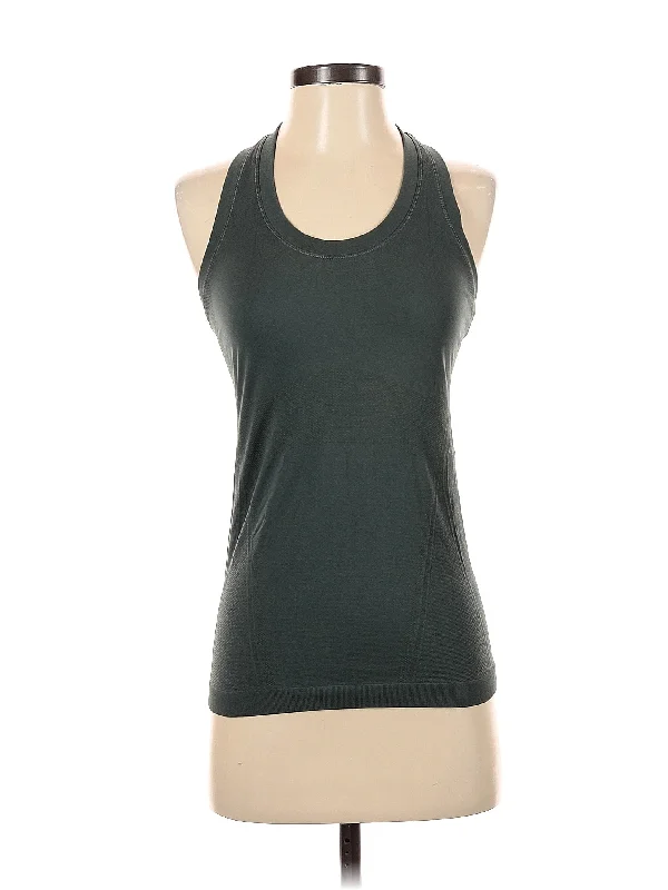 Sleeveless T Shirt Now On Sale For Chic Urban Styles