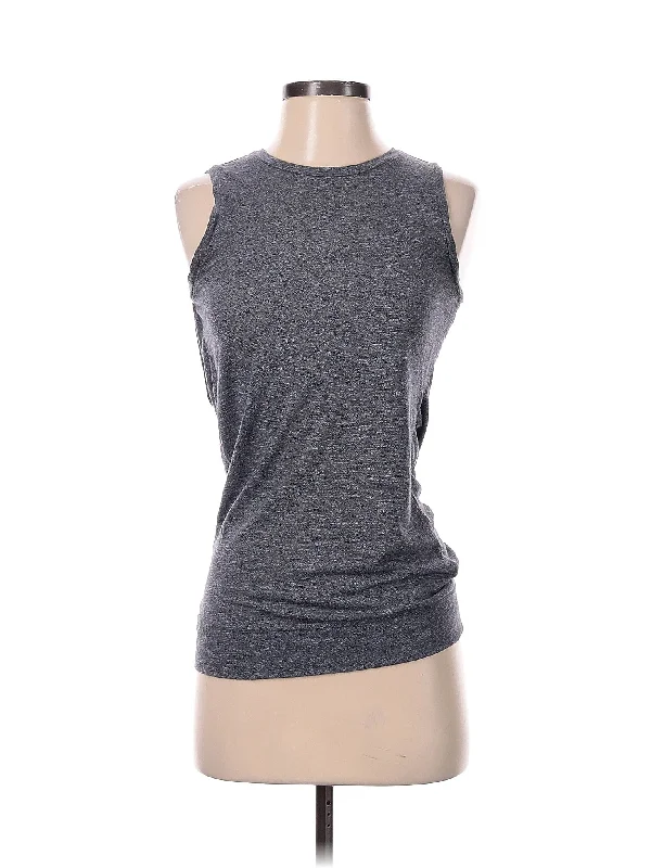 Sleeveless T Shirt New In This Season