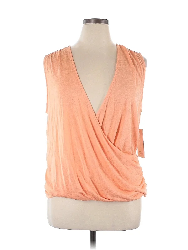 Sleeveless T Shirt Hot Styles