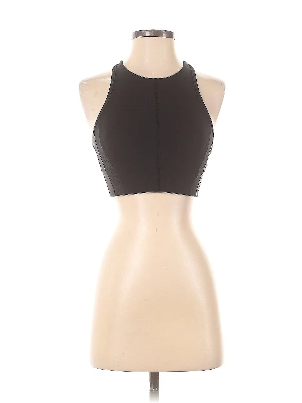 Sports Bra Parisian Effortless Chic Style