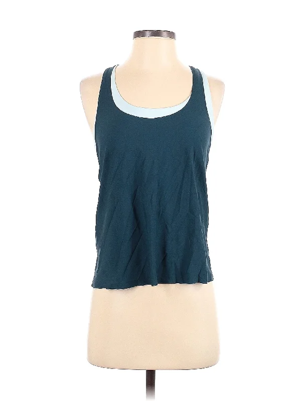 Tank Top Parisian Effortless Chic Style