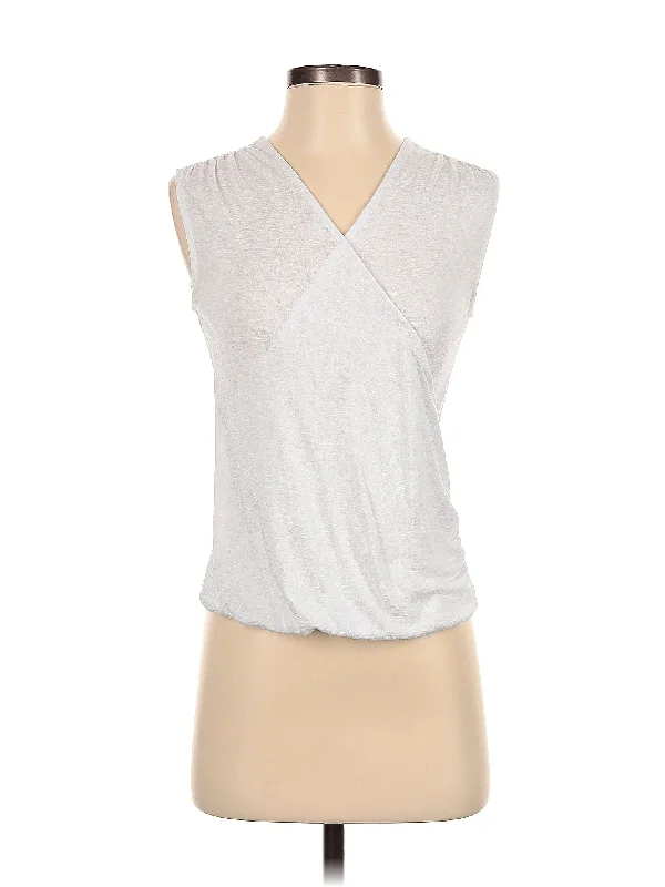 Sleeveless Top Vintage Look