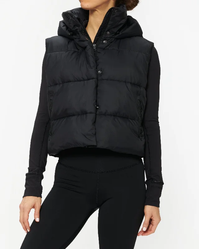 Alo Yoga Gold Rush Puffer Vest Seasonal Trend