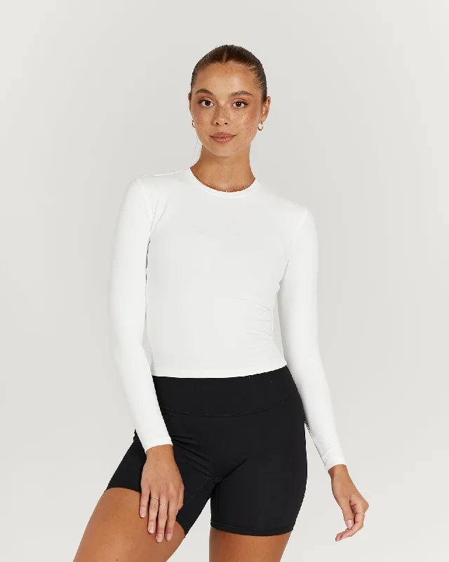 ATHLEISURE LONG SLEEVE TOP - OFF WHITE Catch Every Fashion Trend