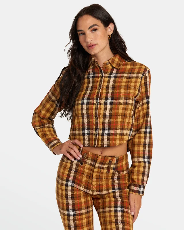 Bayside Flannel Long Sleeve Shirt - Latte Elegant Details