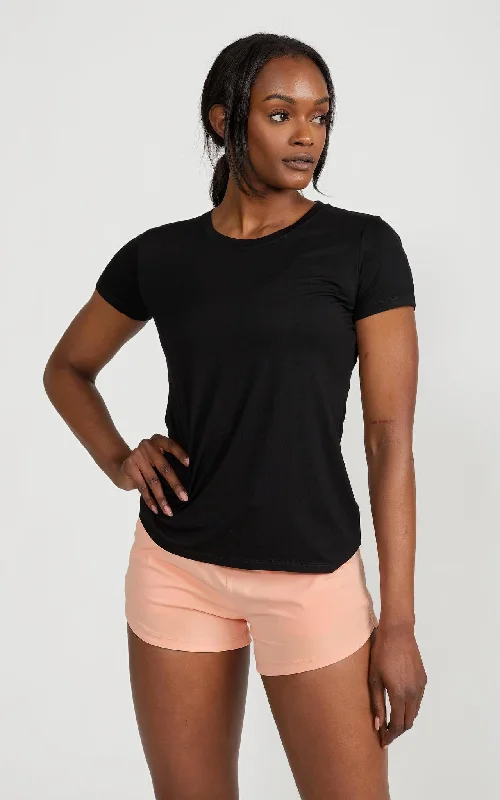 The Perfect Tee in Black Refined Look