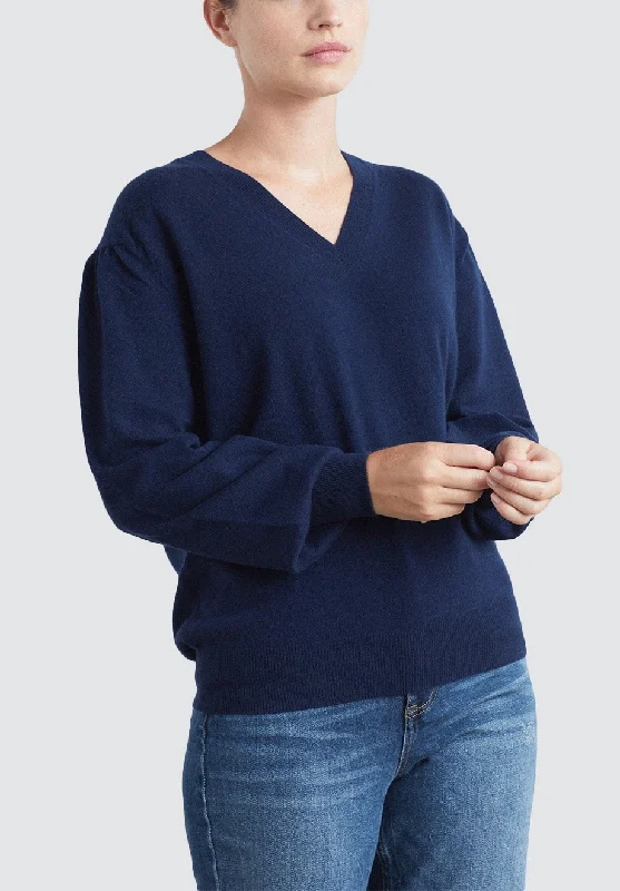 Cashmere V Neck Sweater | Midnight Chic Everyday Wear