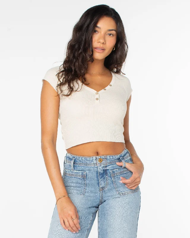 Coffee Date Top - Cloud Dancer Summer Essentials