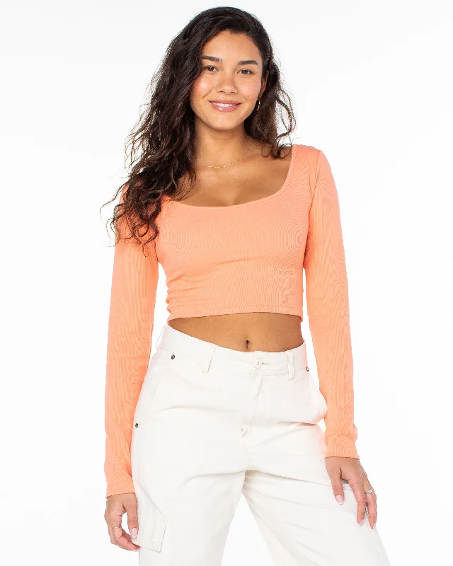 Good Keepsake Long Sleeve Crop Top - Desert Flower Brand Name Clothing Discount Extravaganza