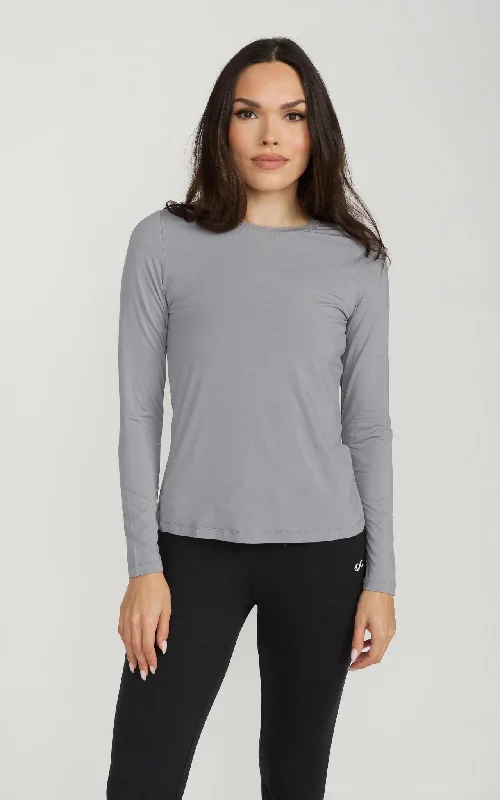 The Everyday Long Sleeve in Quarry Fashion Essentials