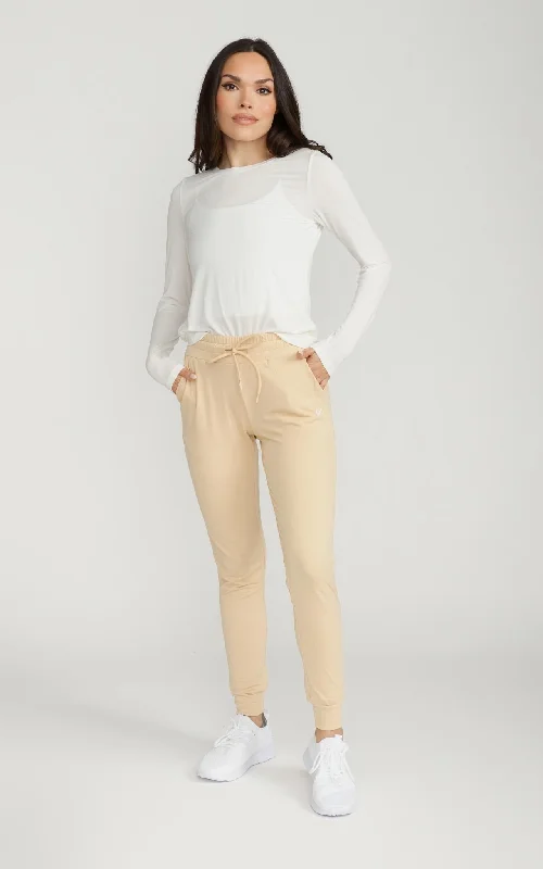 The Everyday Long Sleeve in White Fashion Forward