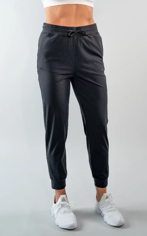 The Movement Jogger 26" in Black Limited Time Special Offer