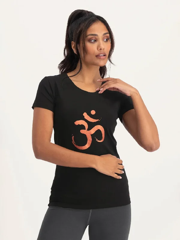 Urban Goddess OM Core Yoga Tee - Onyx Black Big Savings