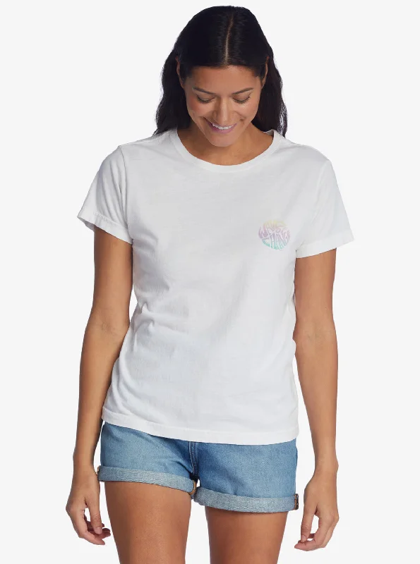 Waves Of Change Boyfriend T-Shirt - Snow White Elegant Contour