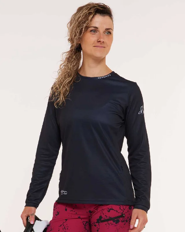 Womens Gravity Jersey | Stealth Wardrobe Refresh