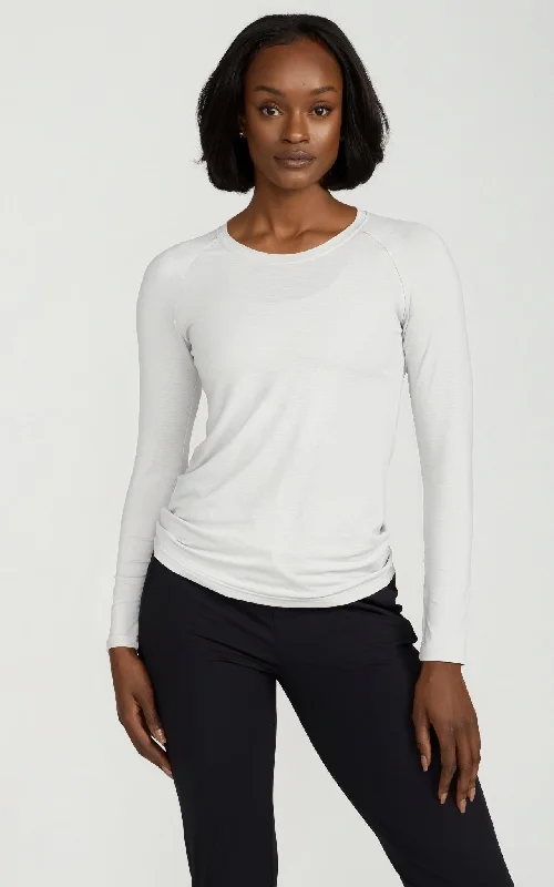 Women's Long Sleeve Lux-Tech Shirt in White Trendy Styles