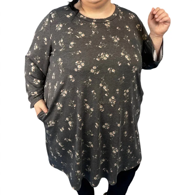 3/4 Sleeve Floral Long Tunic Top In Grey Feminine Flow