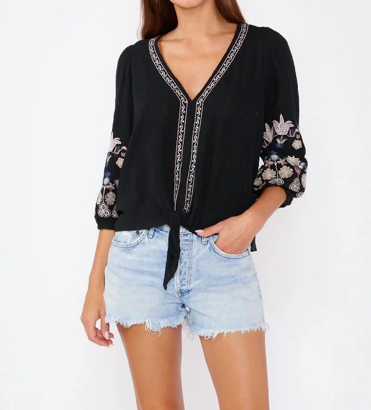 Alina Embroidered Blouse In Black Women's Urban Fashion