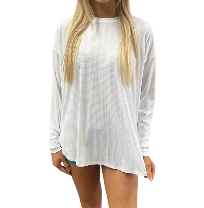 Allison Slit Top In White Your Timeless Wardrobe Awaits