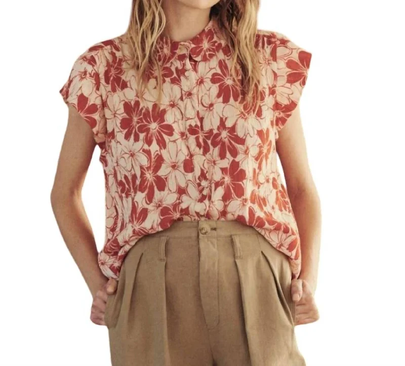 Button Up Wren Top In Burnt Red Hibiscus Flower Elegant Styles