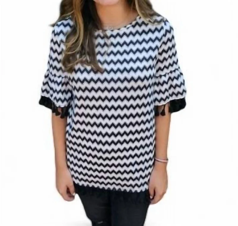 Chevron Top With Tassel Trim In Black/white Grab Romantic Date - Night Styles Now