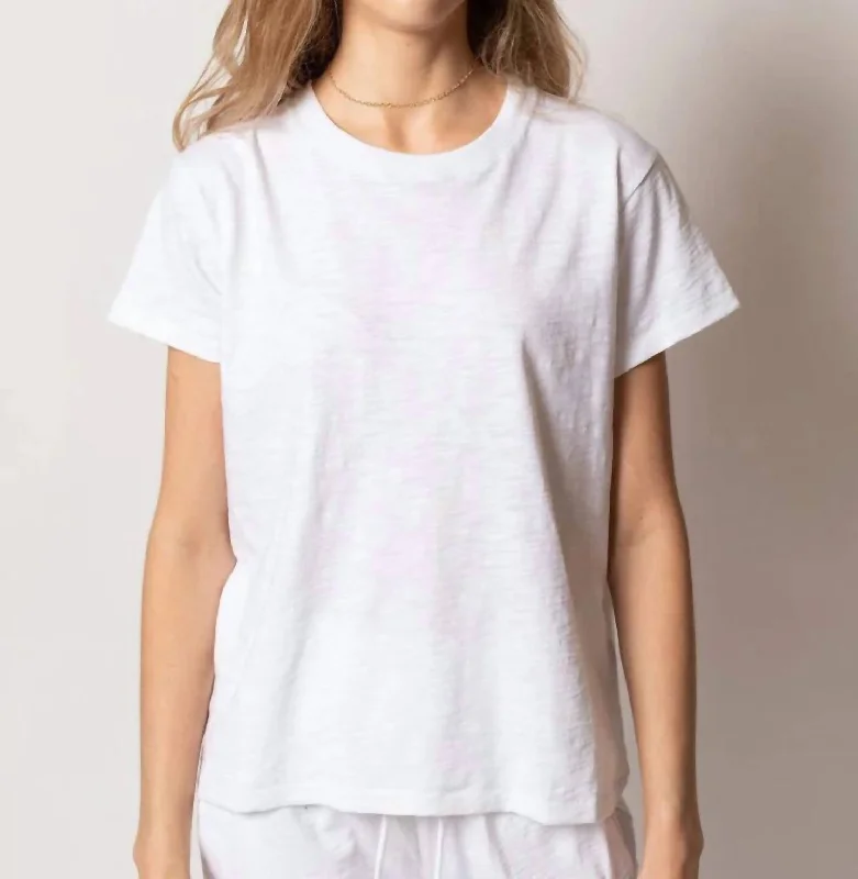 Chloe Short Sleeve Tee Top In White Fashion Essentials