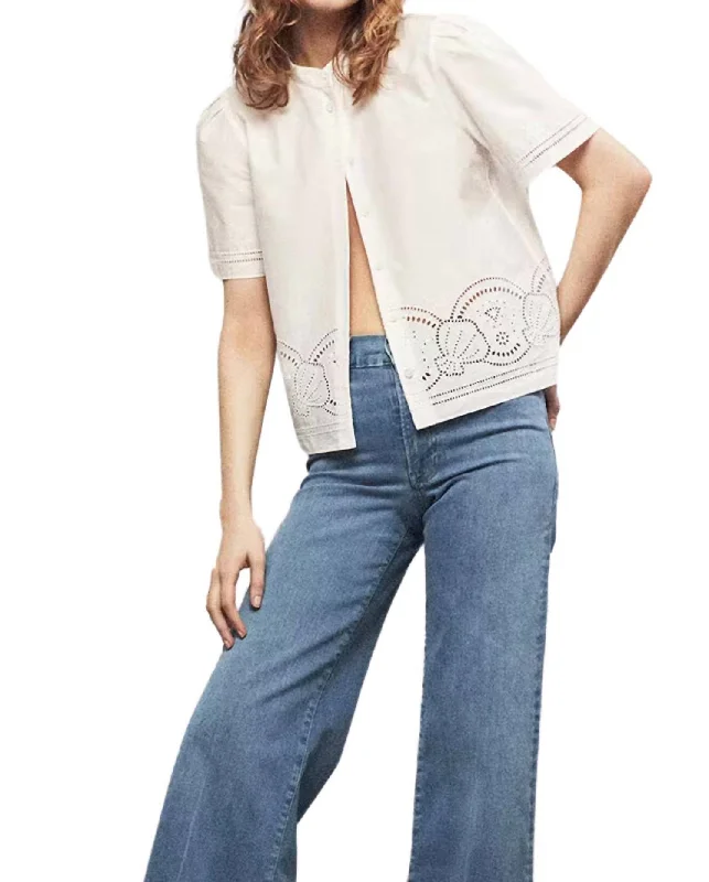 Embroidered Short Sleeve Blouse In White Trendsetting Threads