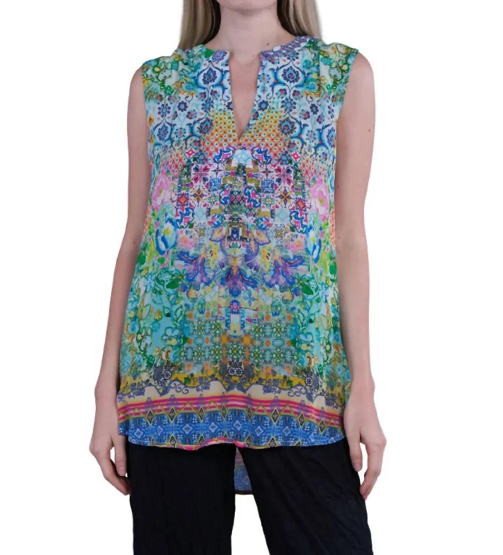 Floral Split Neck Tank Blouse In Green Sleek Design