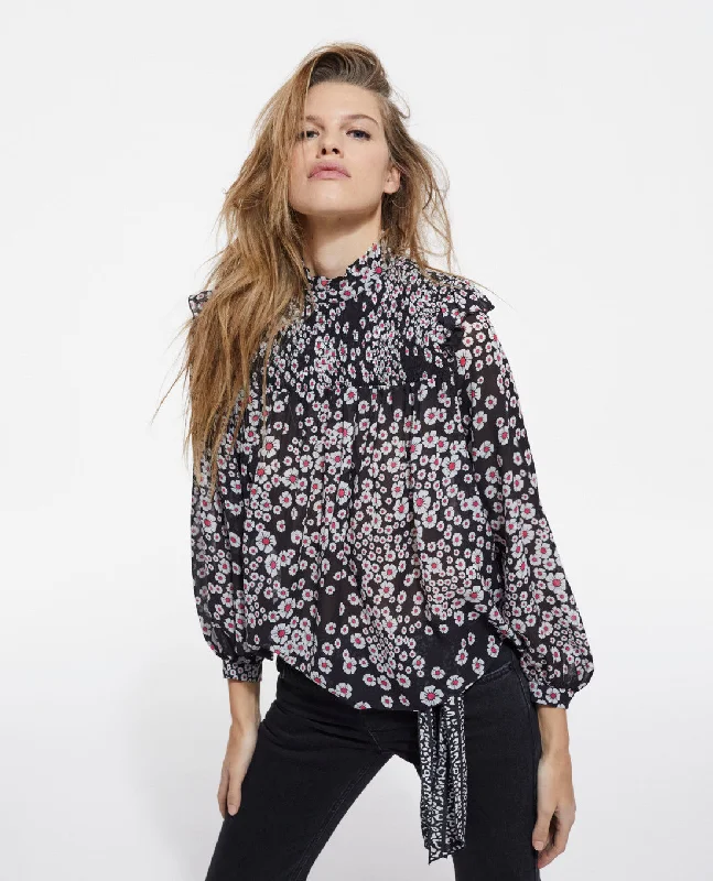 Floral Top Limited Stock, Big Discounts