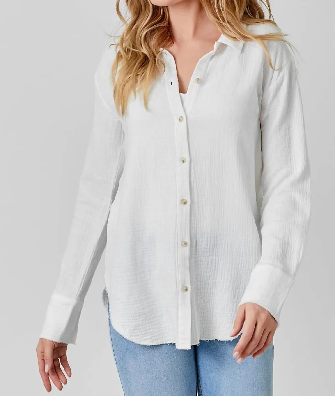 Frayed Bottom Washed Shirt In White Flowy Fabric