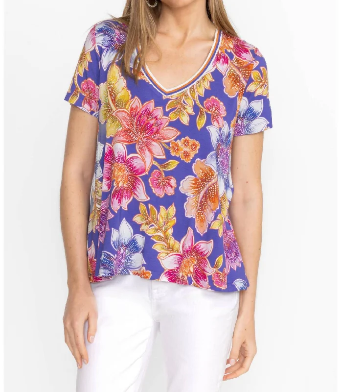 Janie Favorite Short Sleeve Swing Tee In Multi Blue Floral Everyday Glamour